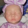 Bambola Reborn Aria Mini 18cm — Sleeping Newborn Full Body Silicone Alimentare Femminuccia Occhi Chiusi — immagine 7 Bambola Reborn Aria Mini 18cm — Sleeping Newborn Full Body Silicone Alimentare Femminuccia Occhi Chiusi