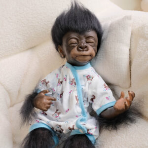 Bambola Reborn Coco Scimpanzé Dormiente 46cm — Cucciolo di Primate con Mohair e Pelle Scura dettaglio