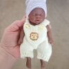 Bambola Reborn Jacob Mini 18cm — Micro Preemie Full Body Silicone Maschietto Afro Terapeutica Antistress