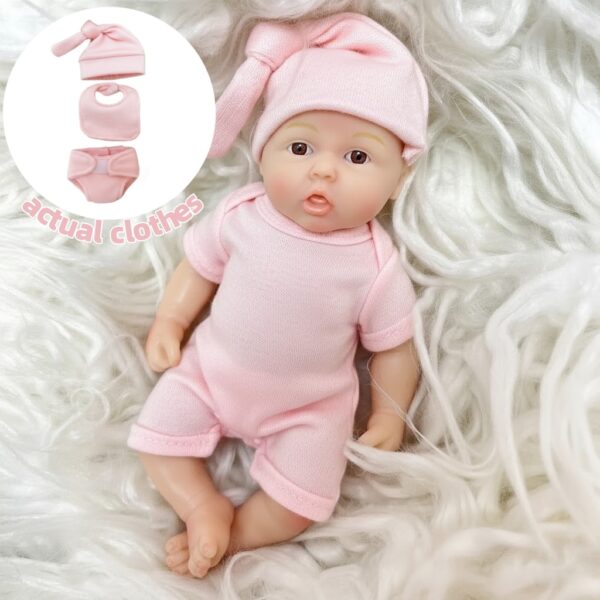 Bambola Reborn Lily Mini 15cm — Genesis Hand-Painted Artist Edition Femminuccia 4 Combinazioni Occhi e Vestito — immagine 4 Bambola Reborn Lily Mini 15cm — Genesis Hand-Painted Artist Edition Femminuccia 4 Combinazioni Occhi e Vestito