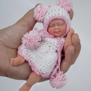 Bambola Reborn Perla Mini 13cm — Micro Preemie Silicone Full Body con Video in Pagina