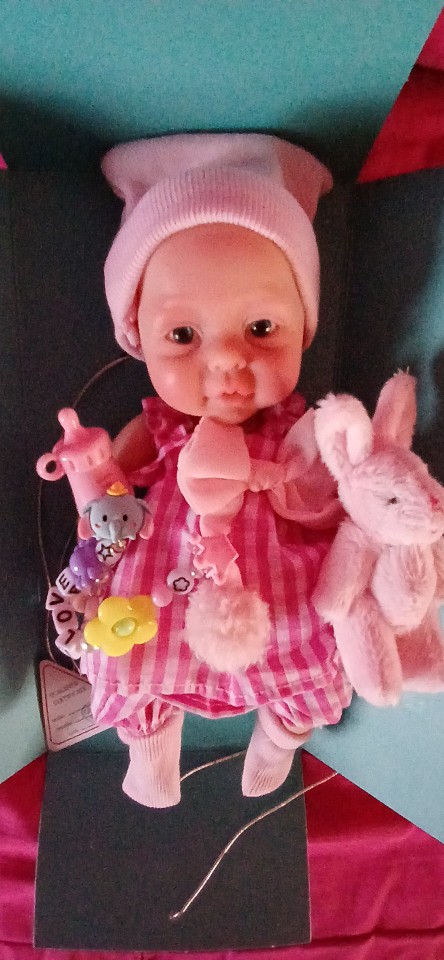Bambola Reborn Stella Mini 18cm — Micro Preemie Full Body Silicone Femminuccia Sguardo Sveglio — immagine 2 Bambola Reborn Stella Mini 18cm — Micro Preemie Full Body Silicone Femminuccia Sguardo Sveglio