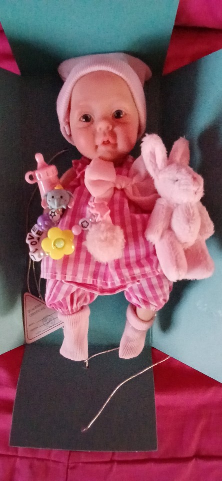 Bambola Reborn Stella Mini 18cm — Micro Preemie Full Body Silicone Femminuccia Sguardo Sveglio — immagine 4 Bambola Reborn Stella Mini 18cm — Micro Preemie Full Body Silicone Femminuccia Sguardo Sveglio