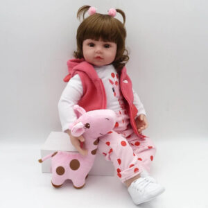 Bambola Reborn Alice 47cm — Corpo Morbido con Unghie Dipinte a Mano dettaglio