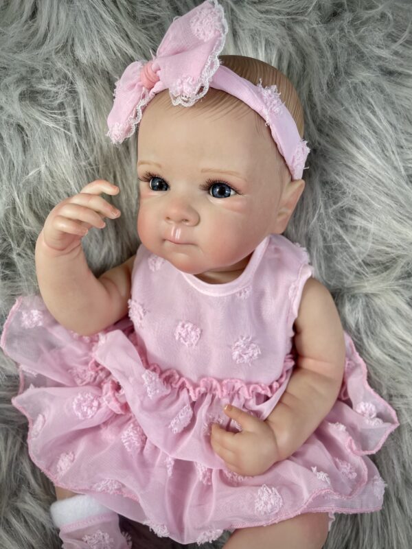 Bambola Reborn Luisa 46cm — Corpo in Vinile Lavabile, Unghie Dipinte a Mano 5 Bambola Reborn Luisa 46cm — Corpo in Vinile Lavabile, Unghie Dipinte a Mano
