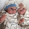 Bambole Reborn Gemelli Ana e Luigi 2 Bambole Reborn Gemelli Ana e Luigi — Coppia Awake 49cm con Occhi Azzurri e Marroni