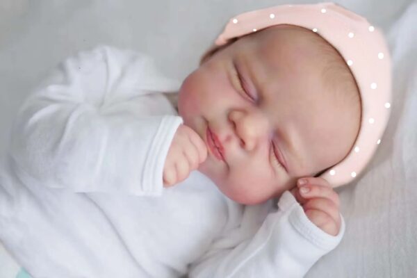 Bambola Reborn Mia dormiente sorriso con manina al volto