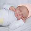 Bambola Reborn Mia 45cm profilo addormentato con pigiamino bianco