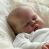 Bambole Reborn Maschio Enzo 4 Bambola Reborn Enzo viso ravvicinato ciglia dipinte guance rosate